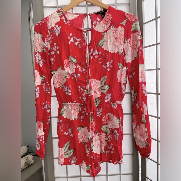 Long Sleeve Floral Romper - Size US S - Picture 2 of 16